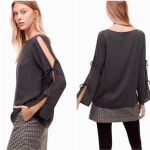 Aritzia Wilfred Pozzi blouse